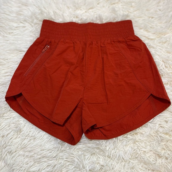 NWOT Zenana Women's Red High-Waisted Shorts - Picture 1 of 5